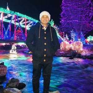 Meet your Posher, Maung